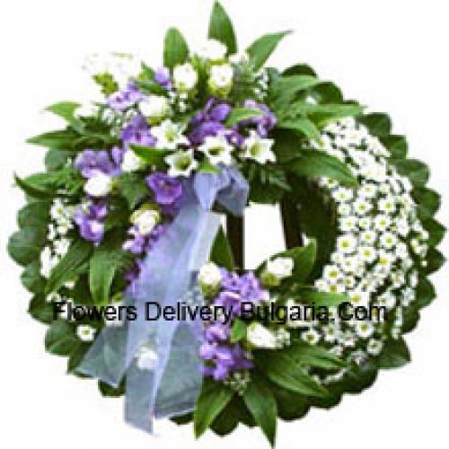 Pleasing Wreath Made of White Flowers